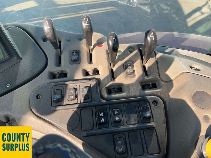 case-puma-210-tractor-image-19