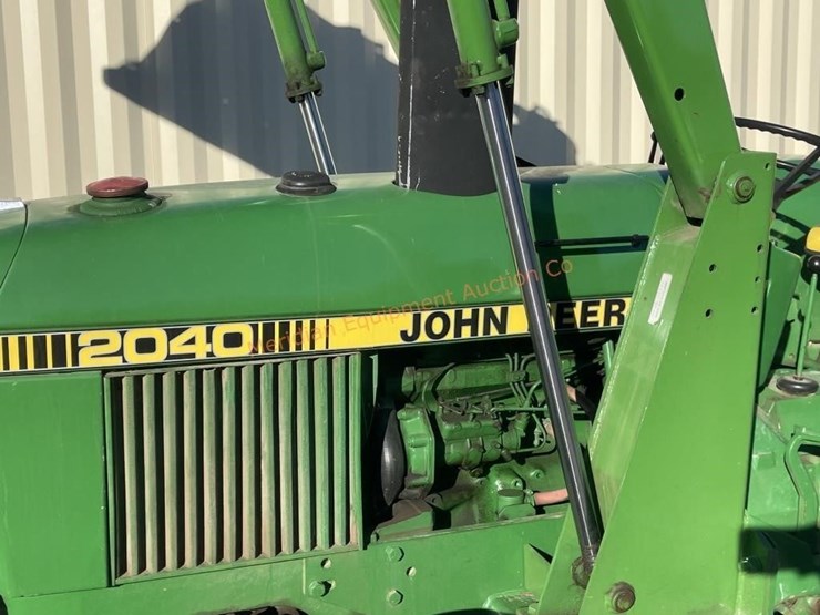 john-deere-2040-image-17