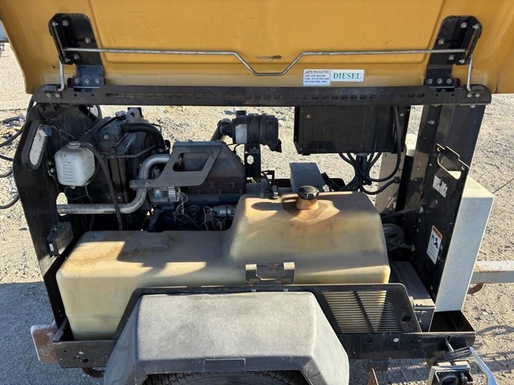 2012-allmand-night-light-pro-ii-light-tower-image-11