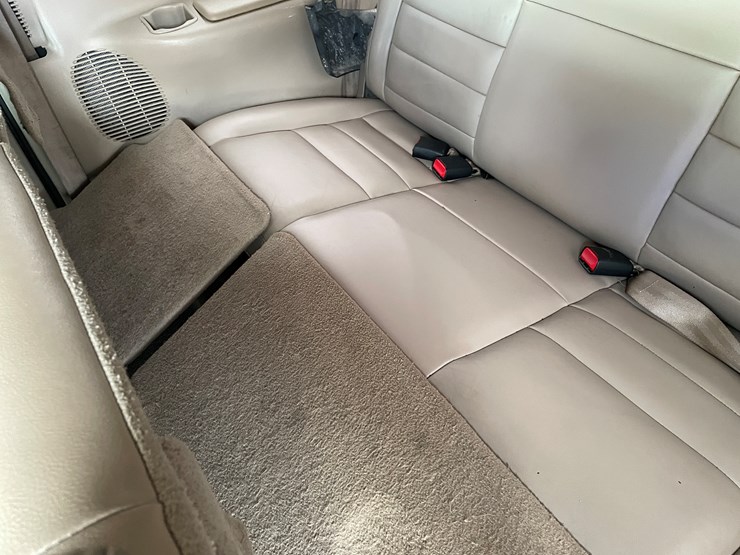 2003-ford-excursion-image-68