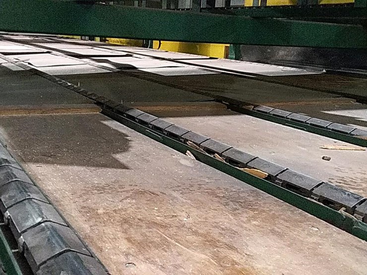 #144-•-5-strand-green-chain-image-4