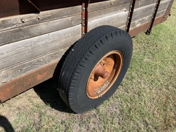 manure-spreader-image-7