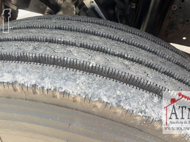 2007-gmc-topkick-c6500-image-8