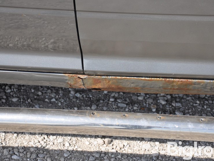 2012-ram-1500-big-horn-image-17