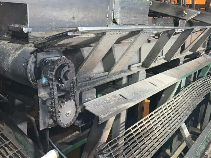 #111-•-belt-conveyor-and-roll-case-image-4