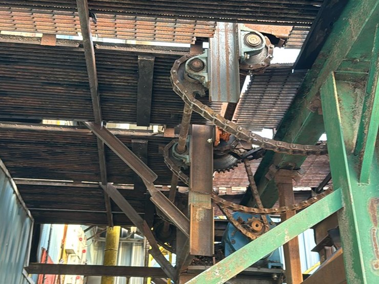 #114-•-log-deck-image-12