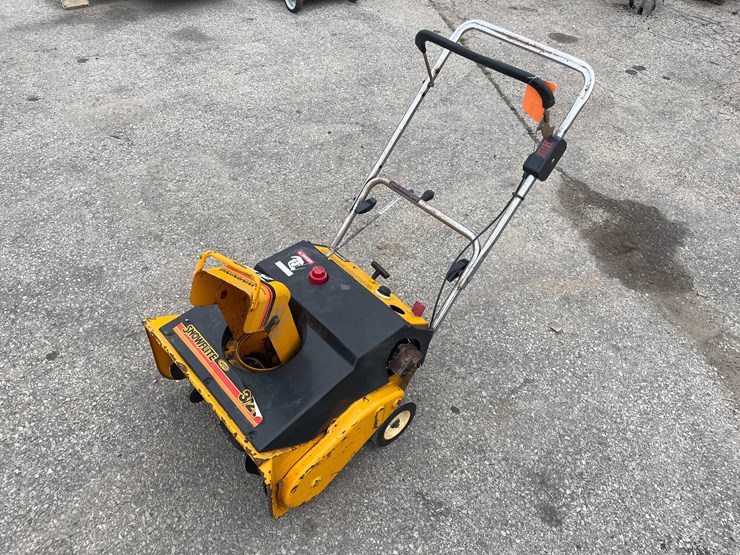 #14032-•-mtd-3/21-snowblower-(o4)-image-1