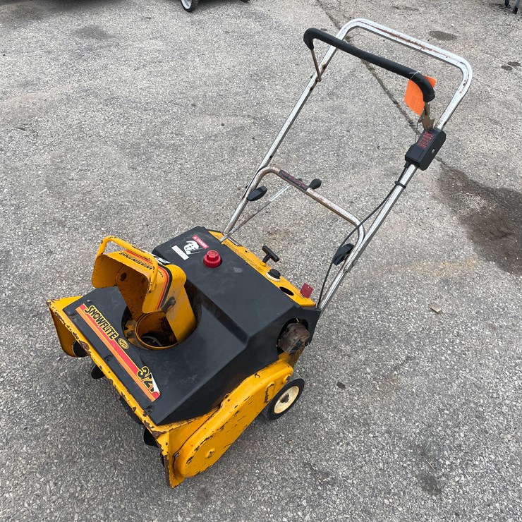 #14032 • MTD 3/21 Snowblower (O4)