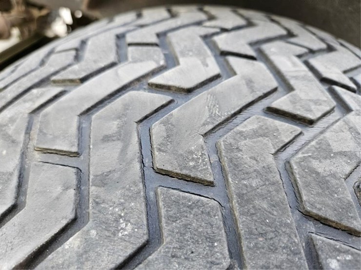 john-deere-3225c-image-48