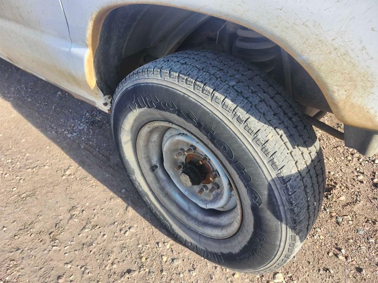 2007-ford-e350-image-27