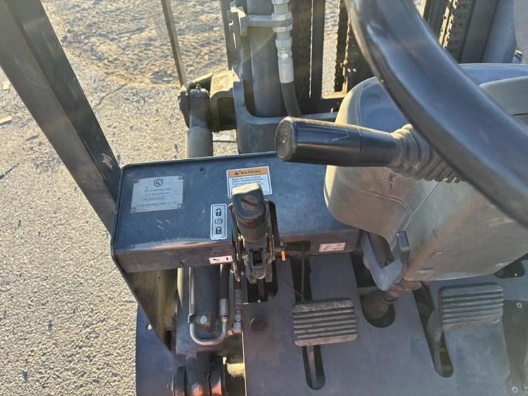 2015-doosan-g25g-image-19