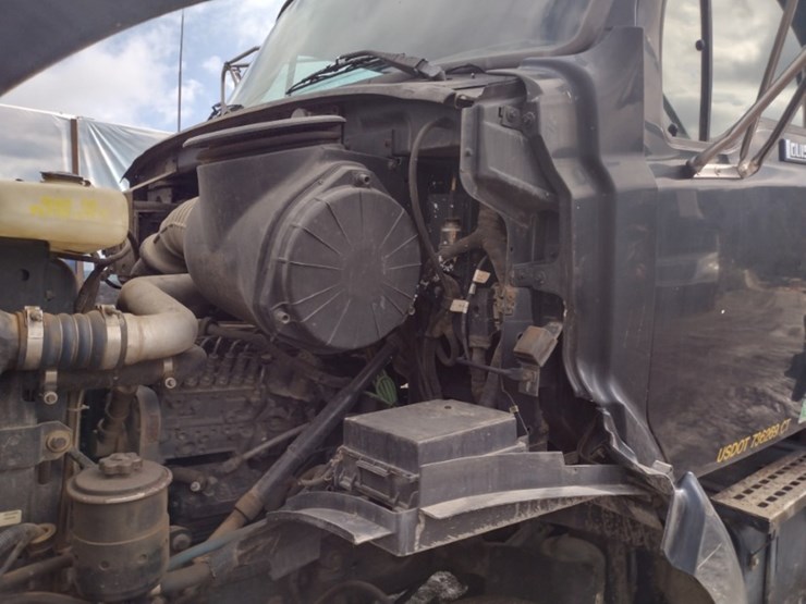 97-ford-l8501-image-22