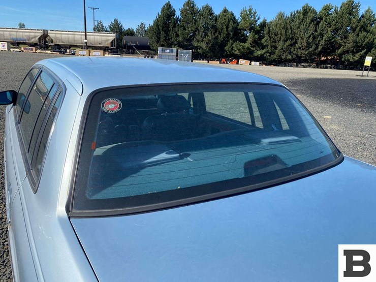 1991-lincoln-continental-sedan-image-14