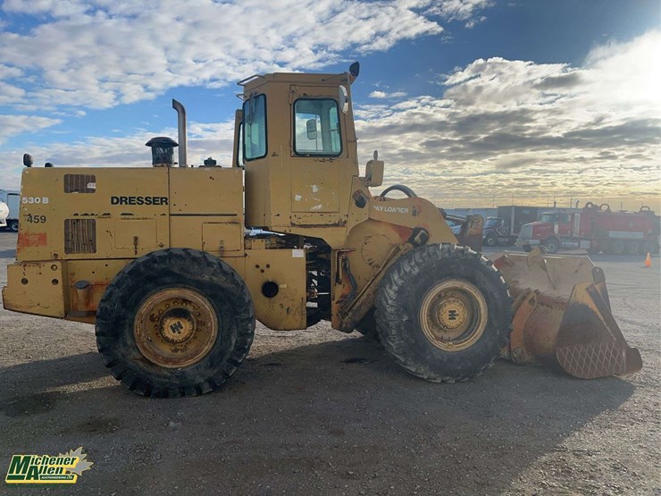 1979-dresser-530b-wheel-loader-image-5