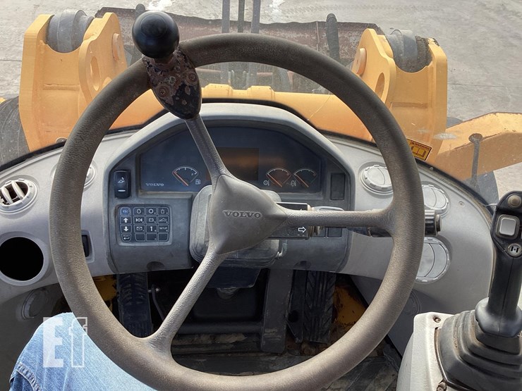 2014-volvo-l45g-image-13