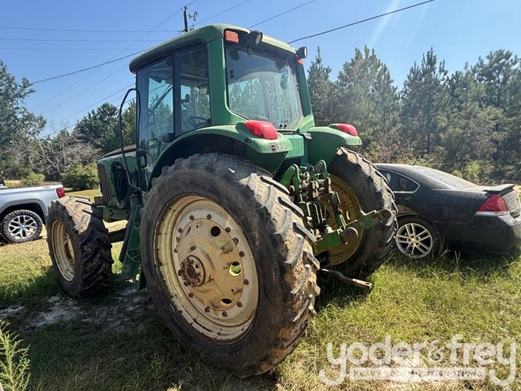 2005-john-deere-7320-image-2