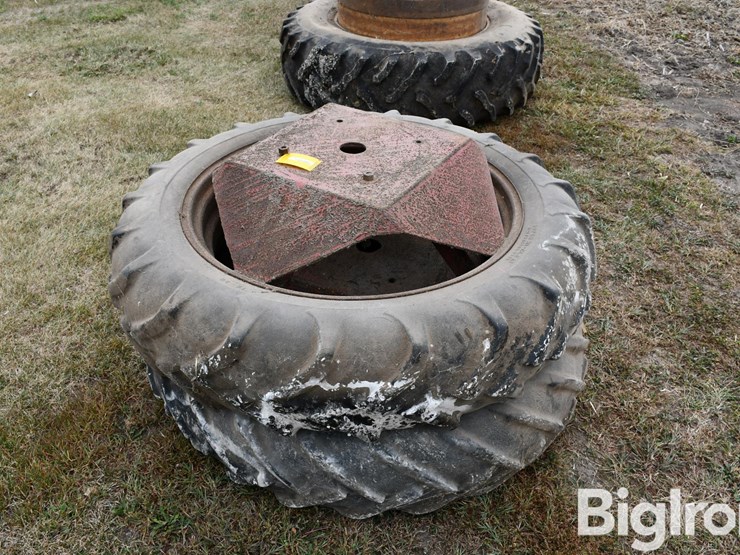 b.f,-goodrich-silvertown-12-38-tires-on-4-bolt-rims-image-8