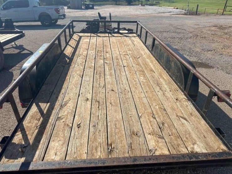 16’-trailmaster-flatbed-trailer-image-6