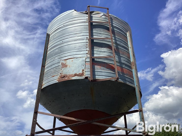 13'-tall-grain-storage-image-15