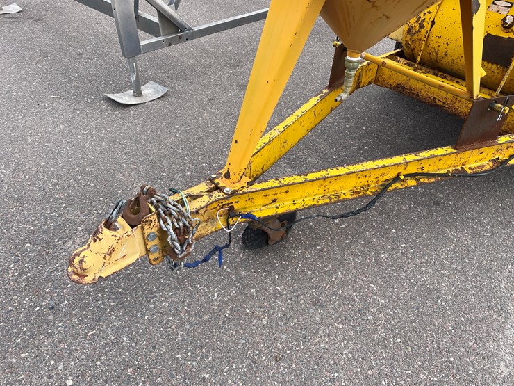 #4514-•-ingersoll-rand-gyro-flo-160cfm-portable-air-compressor-sand-blaster-image-8