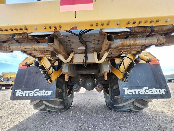 2018-agchem-9300b-terragator-image-8