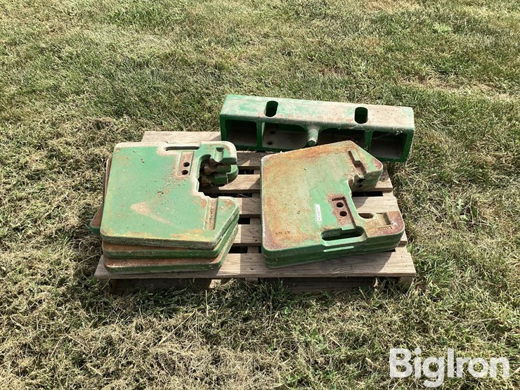 john-deere-front-tractor-weights-&-bracket-image-2