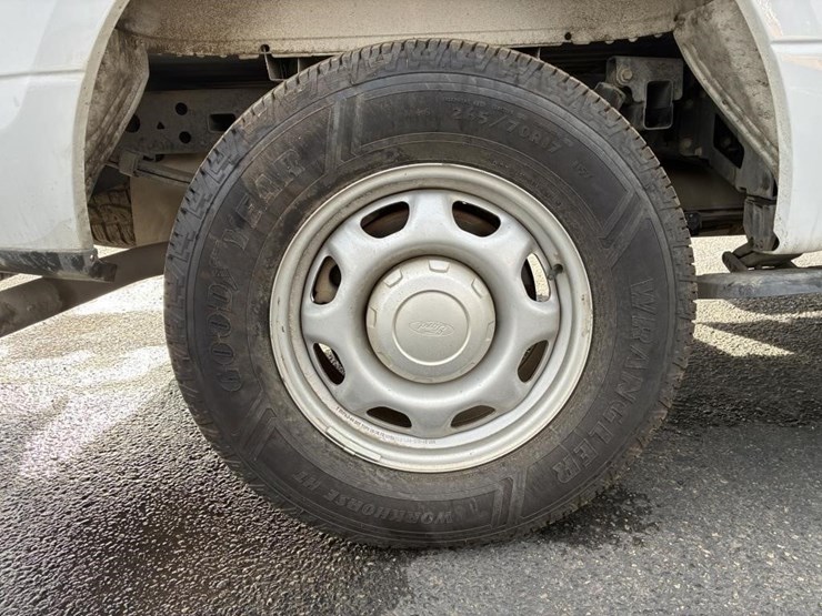 2020-ford-f150-image-6