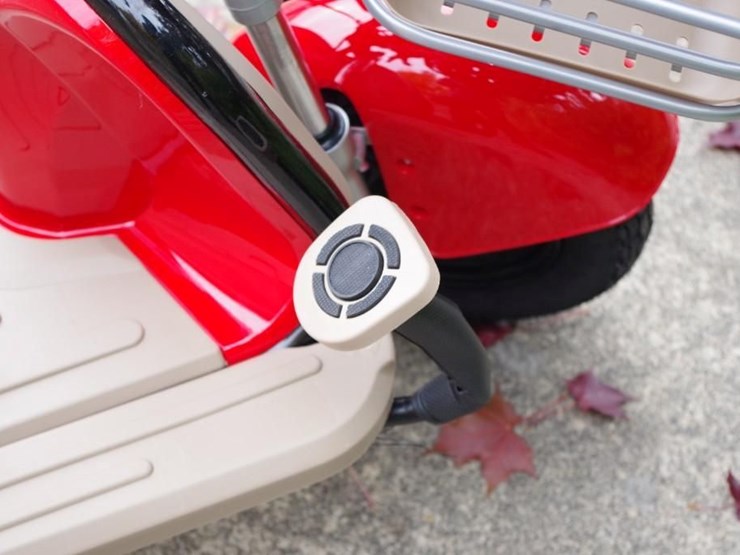 black-gold-electric-leisure-tricycle/mini-tourist-car/mini-golf-cart,-red,-unused,-assembled-image-9