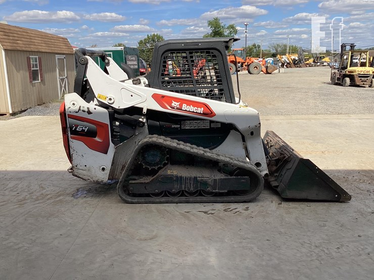 2021-bobcat-t64-image-5
