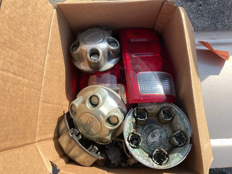 #14101-•-ford-parts-(o4)-image-9