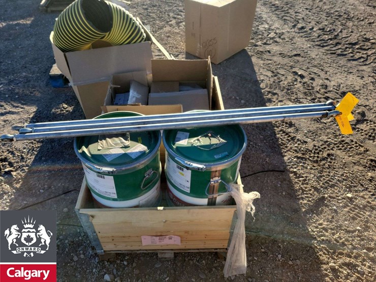 pallet-of-boxes-with-parts-with-2-drums-castrol-optipit-image-4