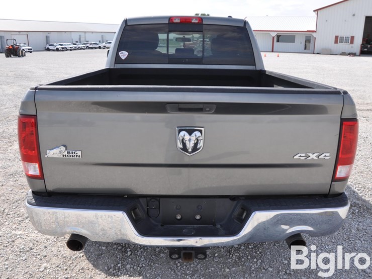 2012-ram-1500-big-horn-image-6