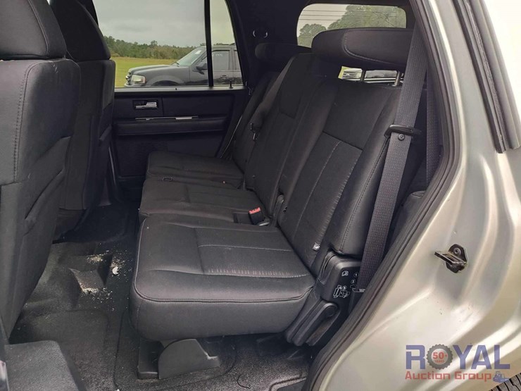 2017-ford-expedition-image-28