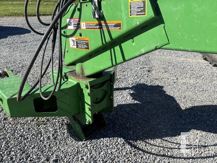 2012-john-deere-946-image-4