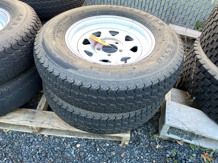 #5704-•-(2)-st205/75d15-tires-on-5-bolt-rims-image-1