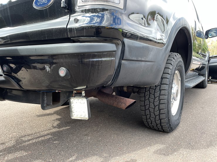 2003-ford-excursion-image-46