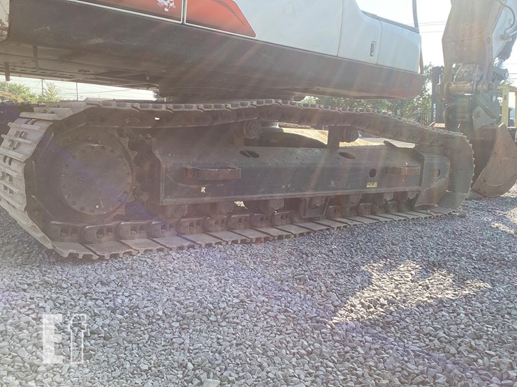 2021-bobcat-e165-image-14