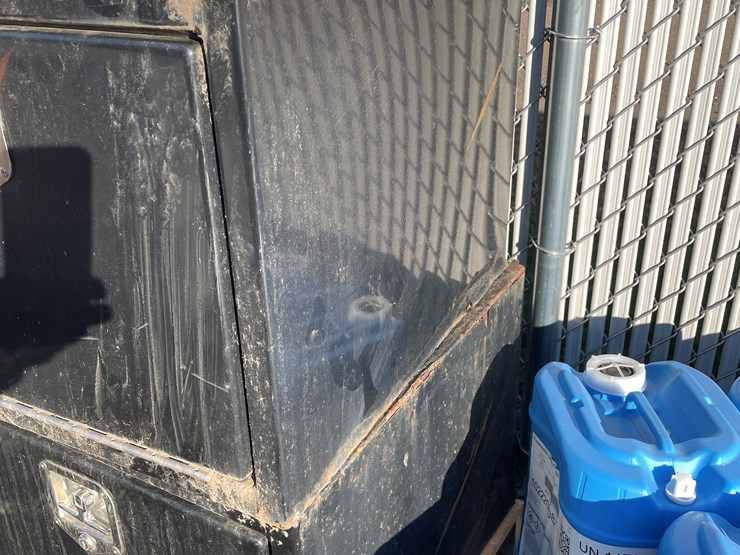 #5672-•-(2)-rc-truck-mount-toolboxes-image-5