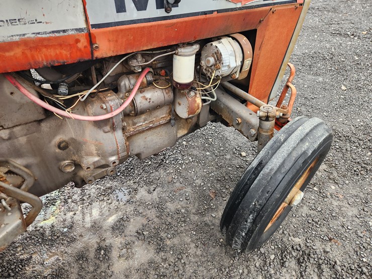 massey-ferguson-245-image-8