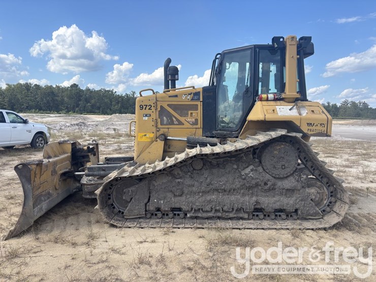 2013-caterpillar-d6n-lgp-image-2