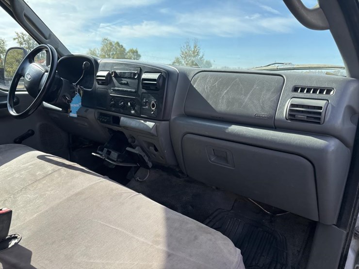 2007-ford-f450-image-26