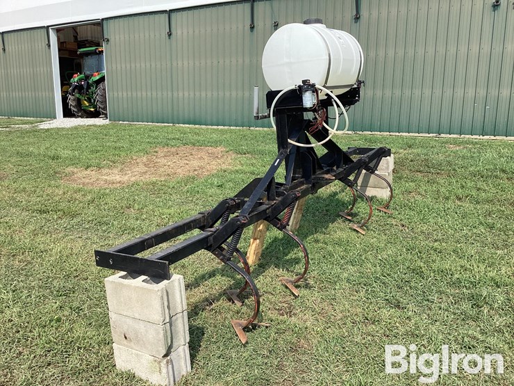 3-pt-cultivator-w/55-gallon-poly-tank-image-7