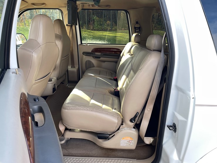 2002-ford-excursion-limited-image-62