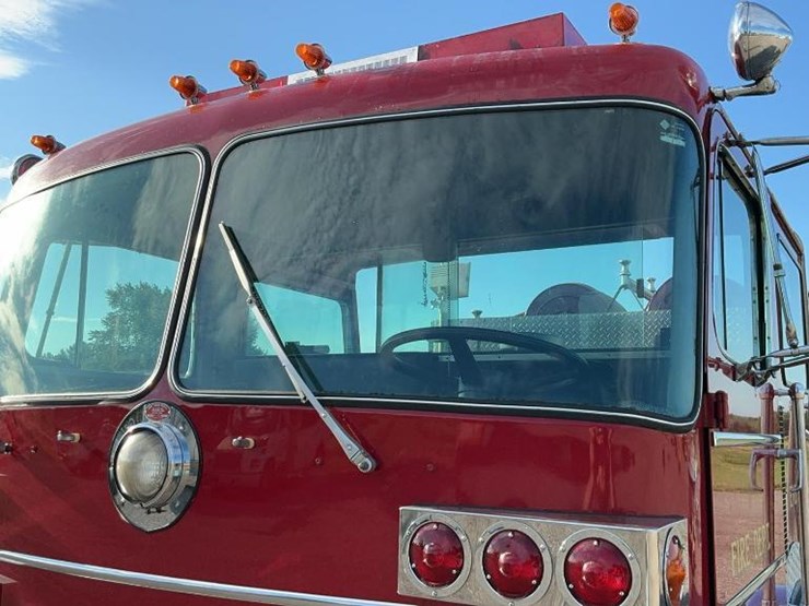 #2000-•-1982-sutphen-deluge-fire-engine-truck-detroit-diesel-6v92ta-image-77