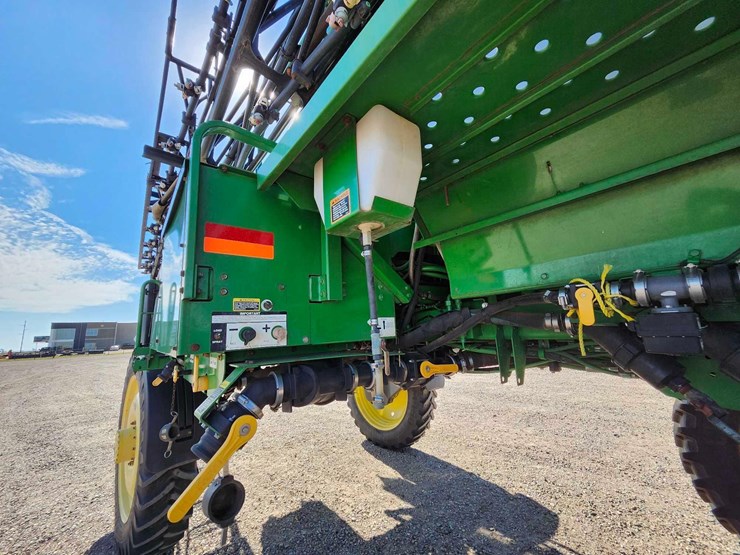 2010-john-deere-4830-image-15