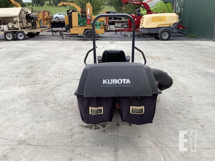 2018-kubota-z121s-image-3