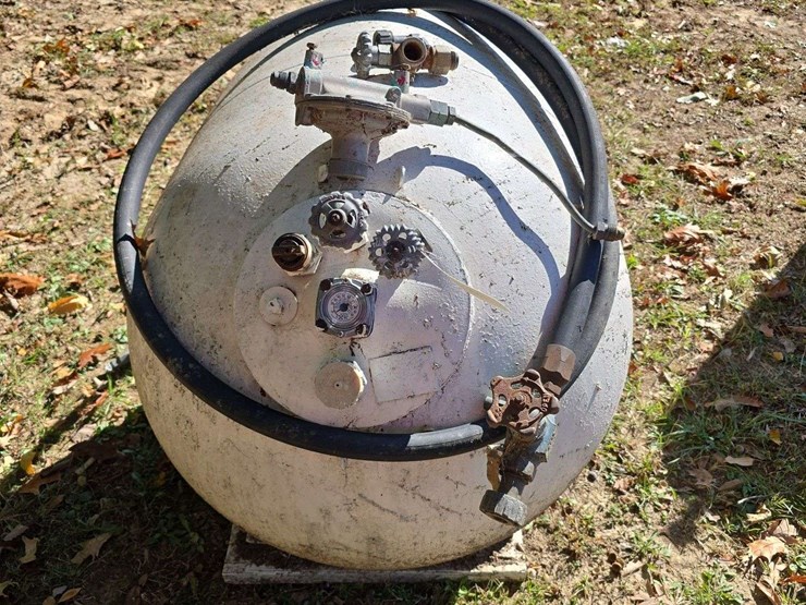 110-gallon-lp-tank-image-2