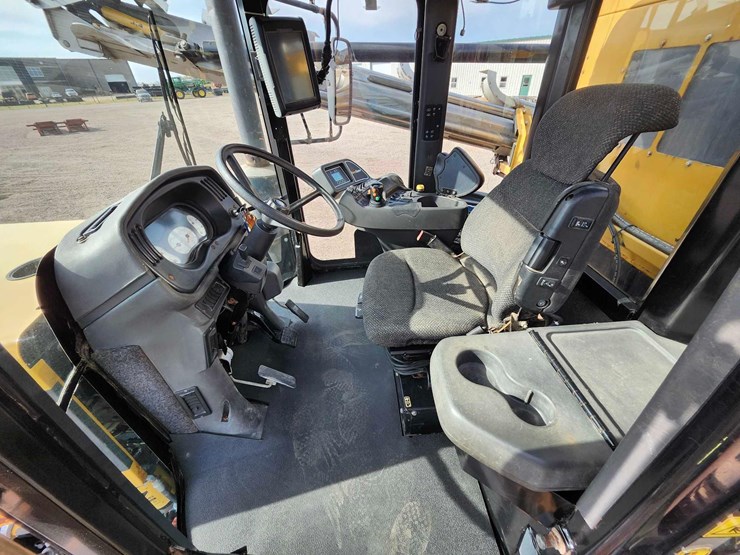 2013-agchem-9300-terragator-image-19