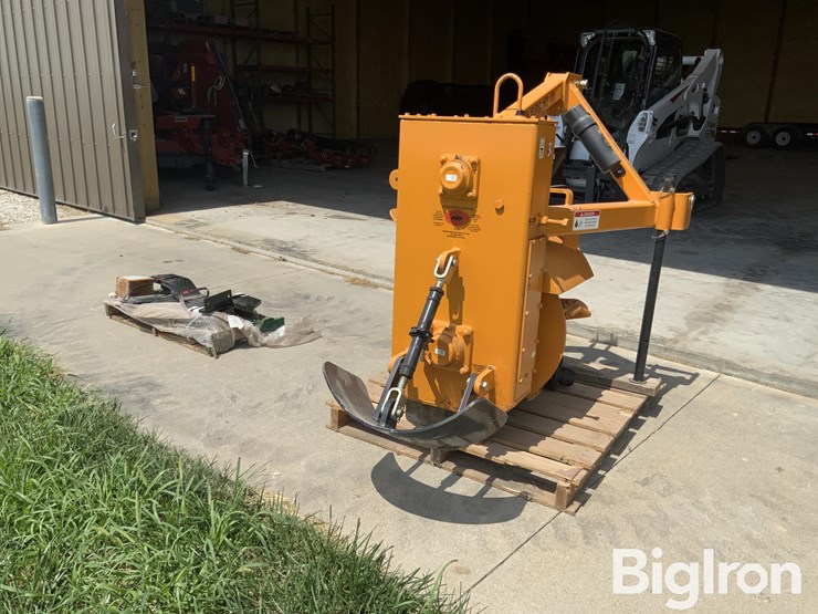 hurricane-3-pt-26"-ditcher-image-5