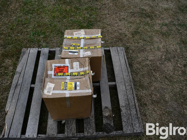 peerless-1079810-dt-tractor-tire-chains-image-8